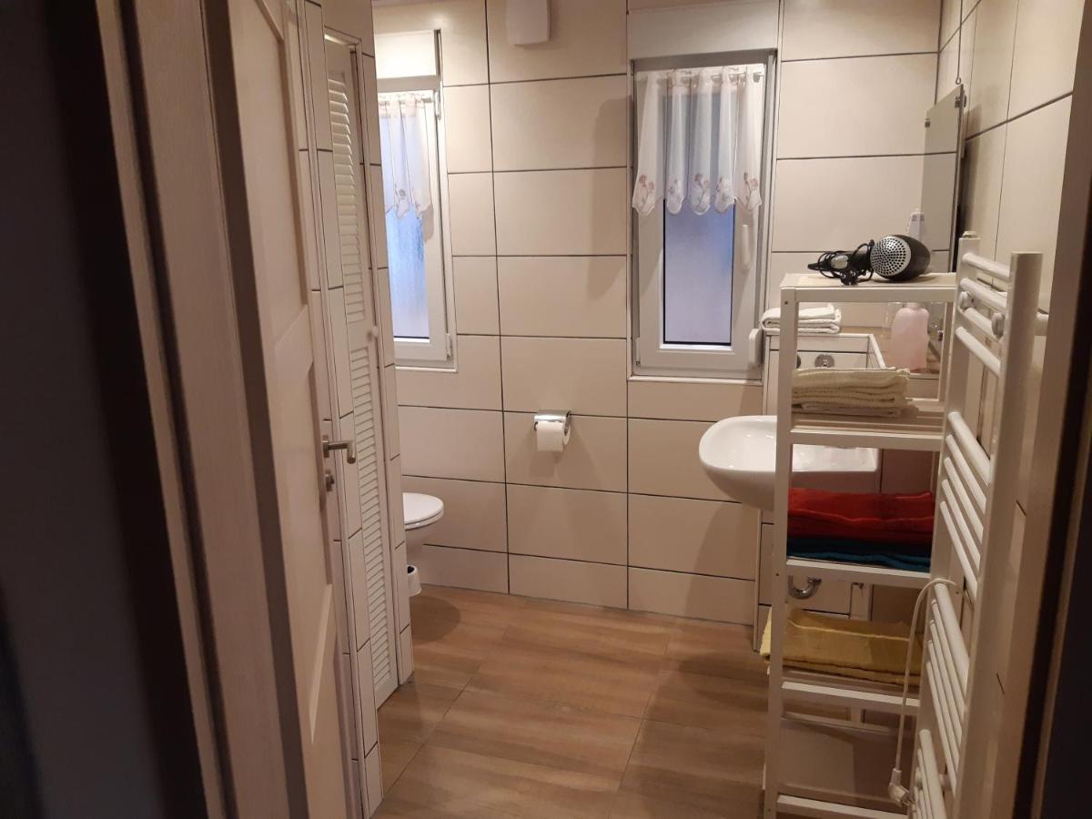 Feriendorf "Am Forsthaus" Mosbach Mosbach  Esterno foto